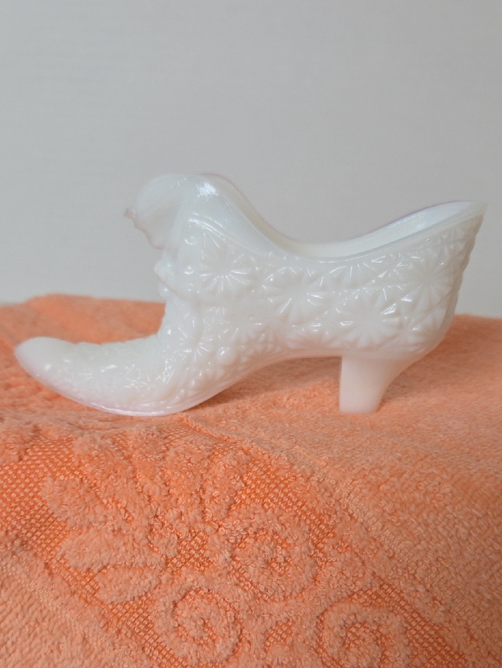 Milk Glass Slipper Featuring a Cat Head Figurine